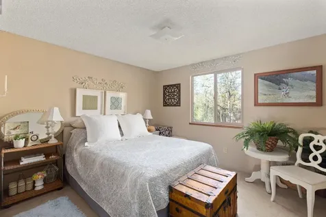 715 Catalpa Drive Grants Pass OR 97526