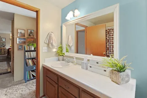 715 Catalpa Drive Grants Pass OR 97526