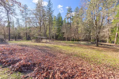 715 Catalpa Drive Grants Pass OR 97526