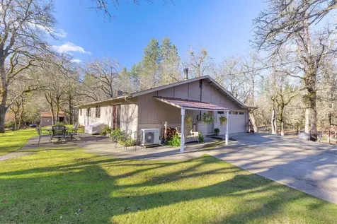 715 Catalpa Drive Grants Pass OR 97526