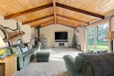 715 Catalpa Drive Grants Pass OR 97526