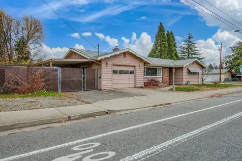1430 SW Bridge Street Grants Pass OR 97526