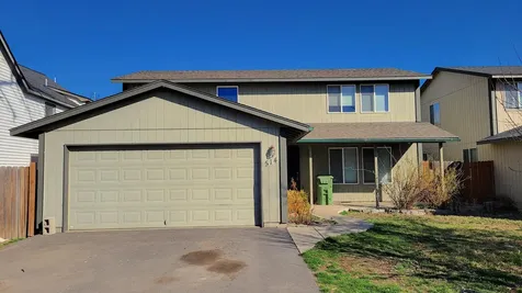 514 4th Avenue Culver OR 97734