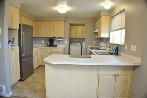 514 4th Avenue Culver OR 97734