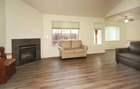 547 NW 24th Street Redmond OR 97756
