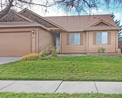 547 NW 24th Street Redmond OR 97756