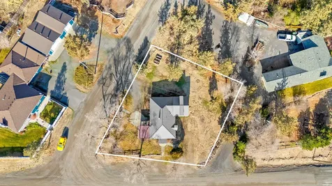 142 NW Lee Street Madras OR 97741