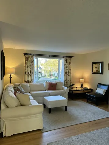 1355 Apple Way Ashland OR 97520