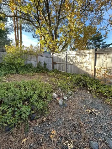 1355 Apple Way Ashland OR 97520