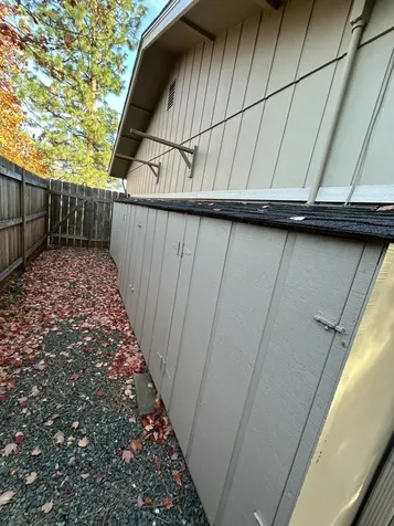 1355 Apple Way Ashland OR 97520