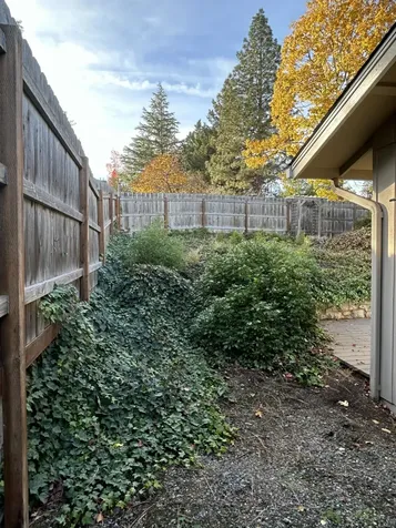 1355 Apple Way Ashland OR 97520