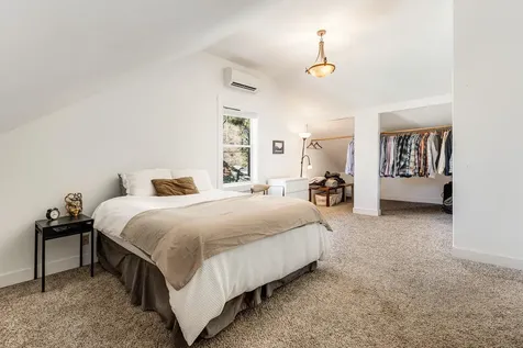 1496 NW Elgin Avenue Bend OR 97703