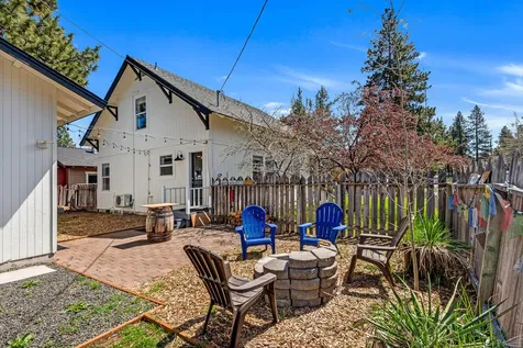 1496 NW Elgin Avenue Bend OR 97703
