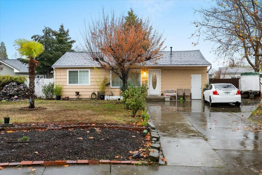 7856 Ajax Street White City OR 97503