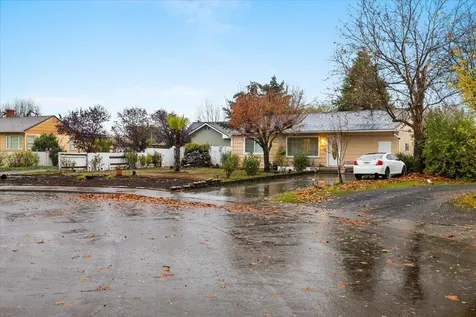 7856 Ajax Street White City OR 97503