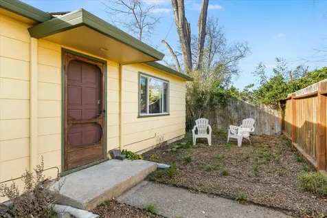 269 Garfield Street Ashland OR 97520