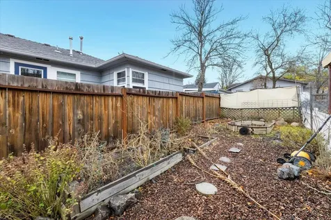 269 Garfield Street Ashland OR 97520