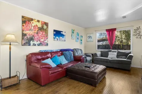 269 Garfield Street Ashland OR 97520