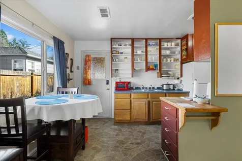 269 Garfield Street Ashland OR 97520