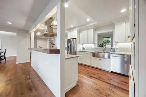 1070 Emma Street Ashland OR 97520