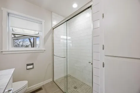 1070 Emma Street Ashland OR 97520