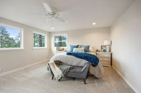 1070 Emma Street Ashland OR 97520
