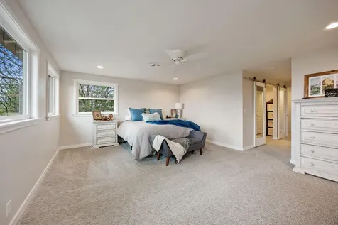 1070 Emma Street Ashland OR 97520