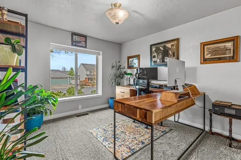 1702 Willow Glen Way Medford OR 97504
