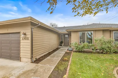 1702 Willow Glen Way Medford OR 97504