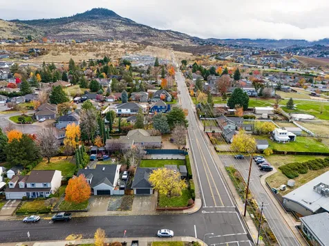 1702 Willow Glen Way Medford OR 97504