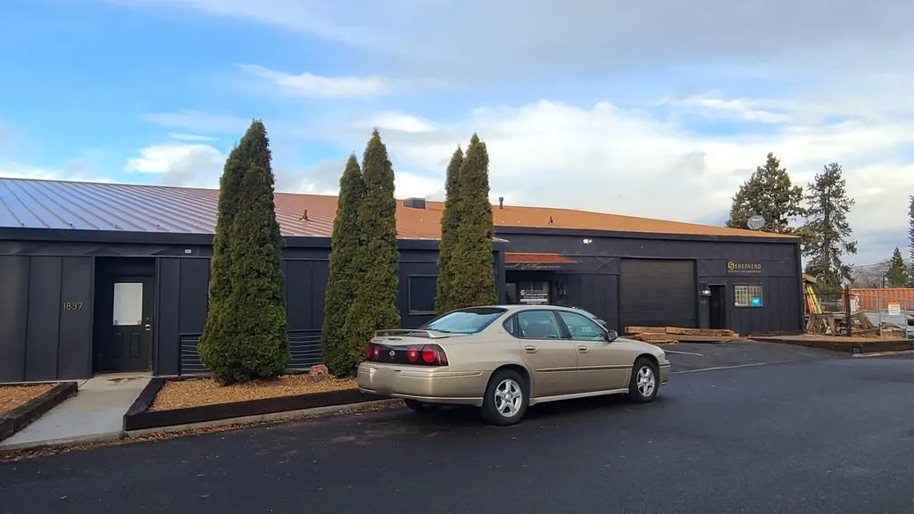 1837 NE Lytle Street Bend OR 97701