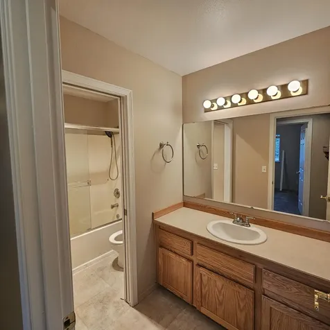 3514 SW Reindeer Avenue Redmond OR 97756