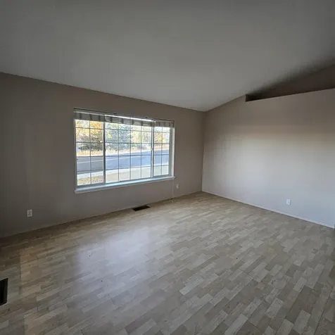 3514 SW Reindeer Avenue Redmond OR 97756