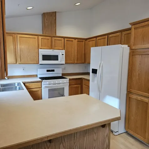 3514 SW Reindeer Avenue Redmond OR 97756