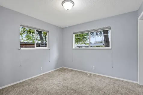 3432 Edella Street Central Point OR 97502