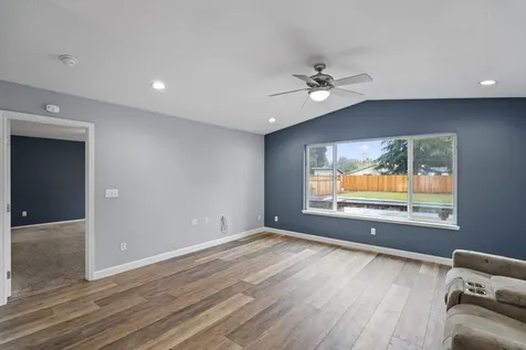 3432 Edella Street Central Point OR 97502