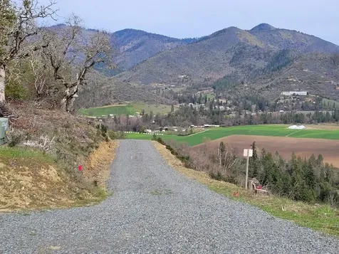 550 Thompson Creek Road Applegate OR 97530