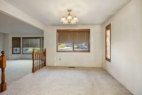2861 Clairmont Court Medford OR 97504