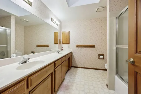 2861 Clairmont Court Medford OR 97504