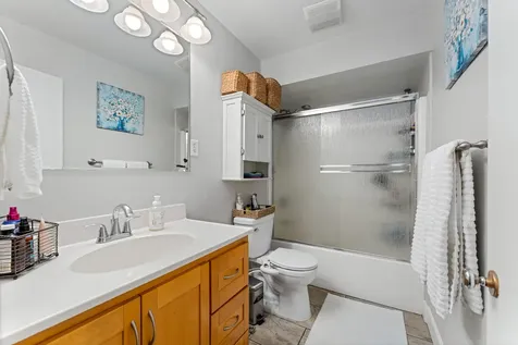 744 NE Savage Street Grants Pass OR 97526
