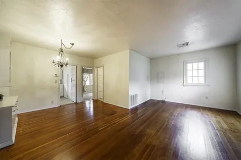 1210 NW Lawnridge Avenue Grants Pass OR 97526