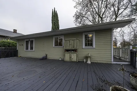 1210 NW Lawnridge Avenue Grants Pass OR 97526