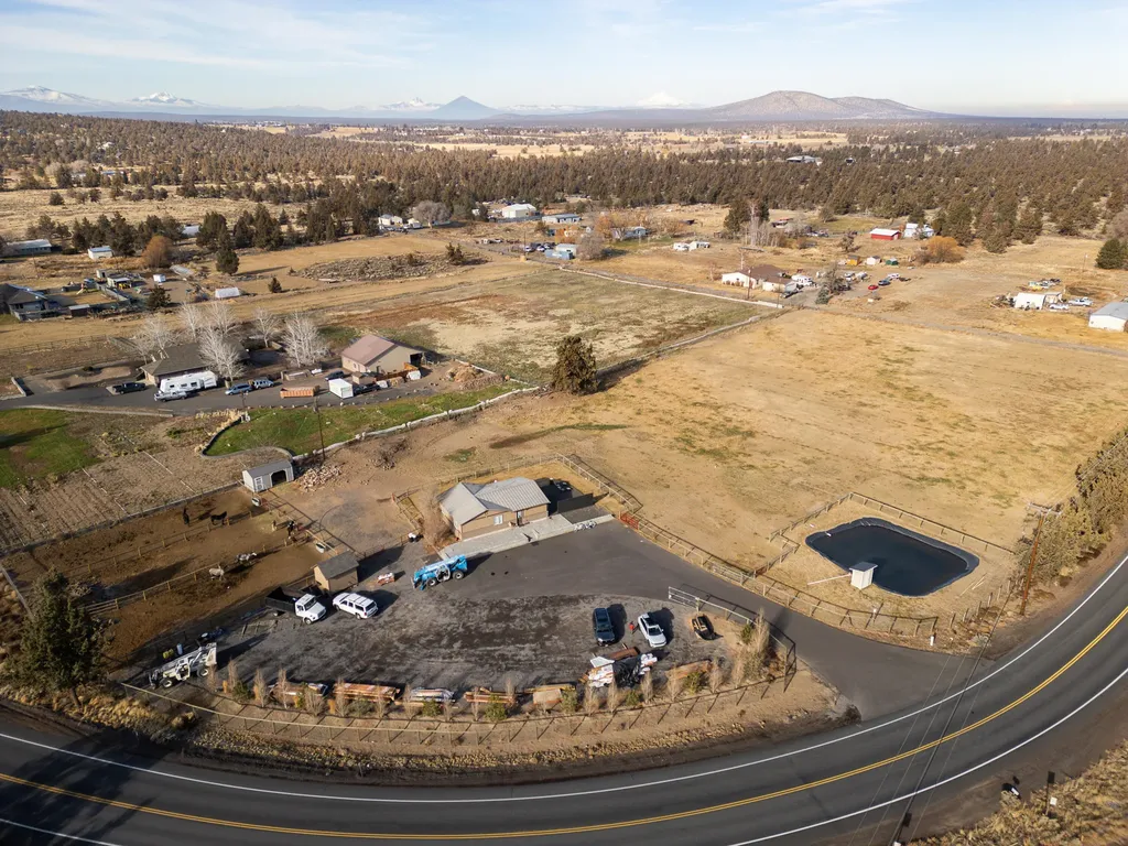65605 61st Street Bend OR 97703