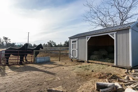 65605 61st Street Bend OR 97703