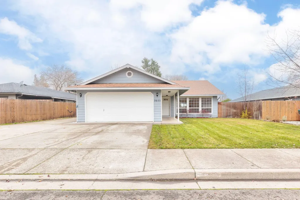 3055 Heartwood Court Medford OR 97504