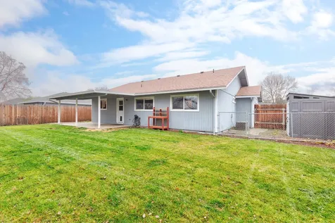 3055 Heartwood Court Medford OR 97504