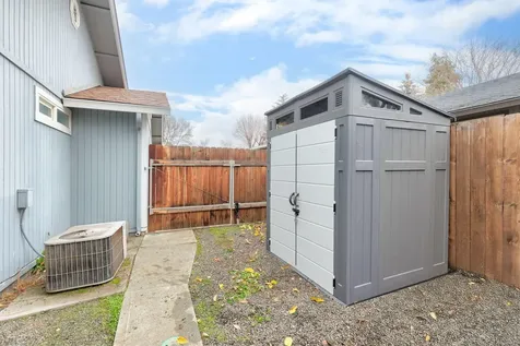 3055 Heartwood Court Medford OR 97504