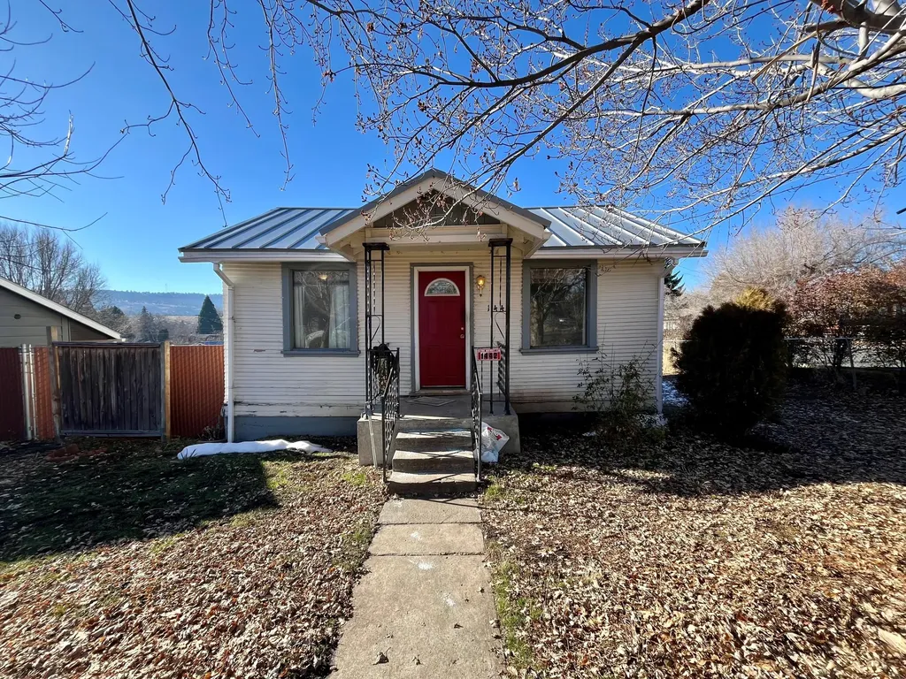1442 Pleasant Avenue Klamath Falls OR 97601
