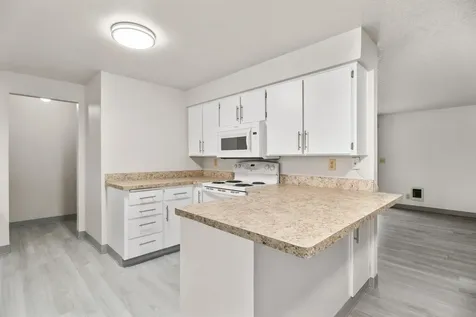 2673 SW Evergreen Avenue Redmond OR 97756