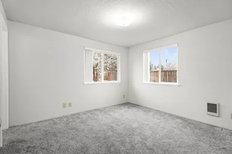 2673 SW Evergreen Avenue Redmond OR 97756